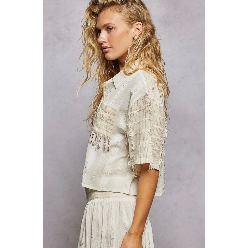 POL Size M Boho Woven Texture Fringe Shell Beads
Short Shirt Top - Picture 5 of 6